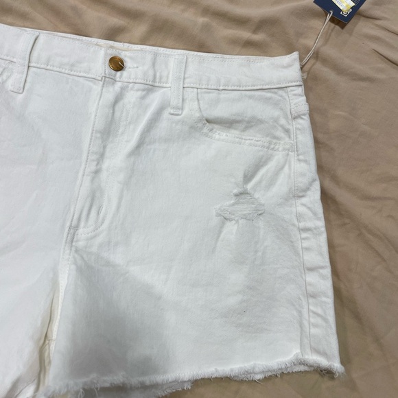 Universal Thread High Rise Shortie Shorts White Cut off size 12 NWT - Picture 2 of 6